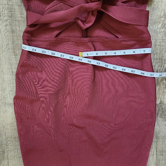 Windsor Wine Red Bandage Dress - Picture 5 of 8